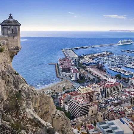 Center - Santa Lusia - 1 *